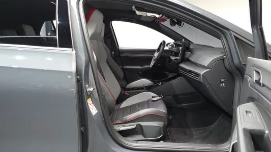 Volkswagen 8 2.0 GTI 2025 26