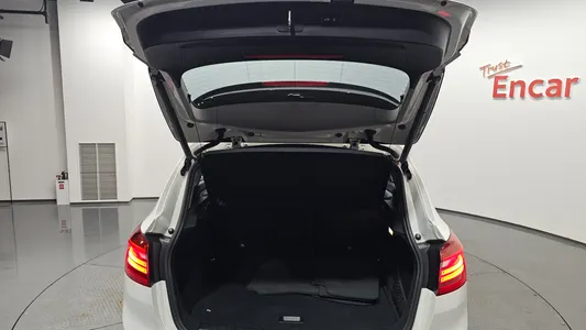 BMW 2 Series Tourer (F45) 2018 19