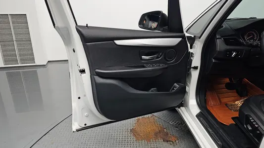 BMW 2 Series Tourer (F45) 2018 24