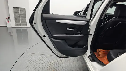 BMW 2 Series Tourer (F45) 2018 25