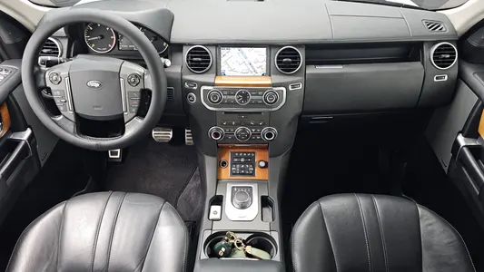 Land Rover 4 3.0 SDV6 SE 2015 7
