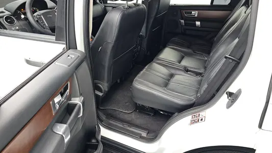 Land Rover 4 3.0 SDV6 SE 2015 12