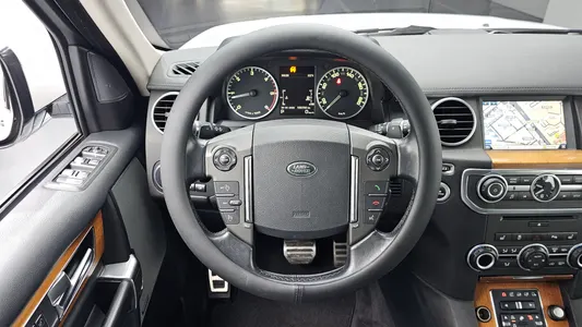 Land Rover 4 3.0 SDV6 SE 2015 15