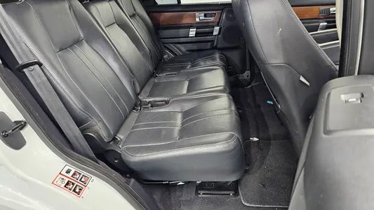 Land Rover 4 3.0 SDV6 SE 2015 26