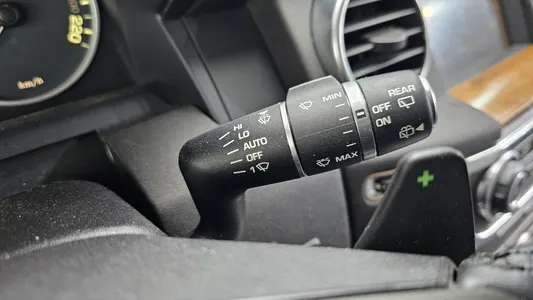 Land Rover 4 3.0 SDV6 SE 2015 29