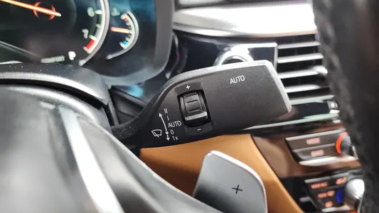 BMW 5 Series (G30) 530i M 2017 20