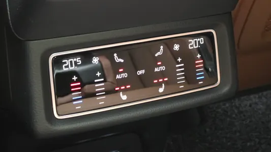 Audi e- 55 2020 33