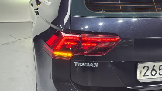 Volkswagen 2 2.0 TDI 2019 23