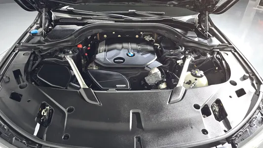 BMW 6 Series GT (G32) 620d 2022 6