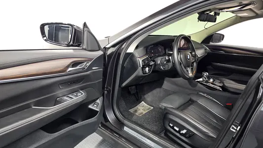 BMW 6 Series GT (G32) 620d 2022 10