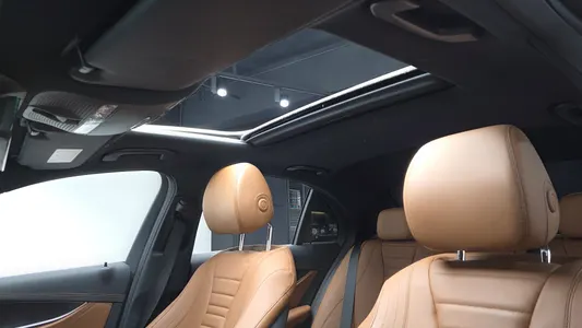 Mercedes-Benz E-Class W213 E220d 4MATIC AMG Line 2021 15