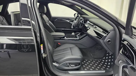 Audi A8 (D5) 55 TFSI LWB 2021 11