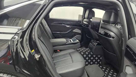 Audi A8 (D5) 55 TFSI LWB 2021 12