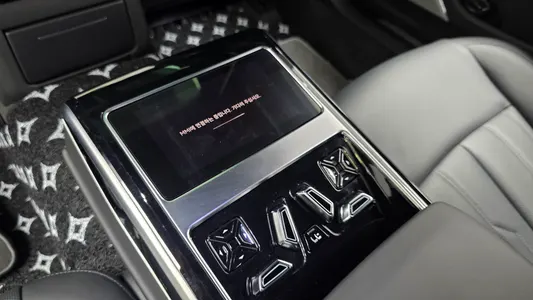 Audi A8 (D5) 55 TFSI LWB 2021 18