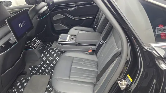 Audi A8 (D5) 55 TFSI LWB 2021 26