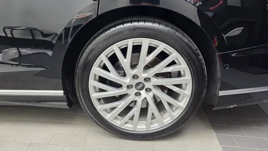 Audi A8 (D5) 55 TFSI LWB 2021 21