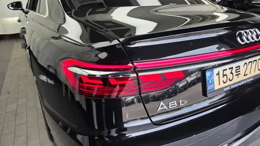 Audi A8 (D5) 55 TFSI LWB 2021 23
