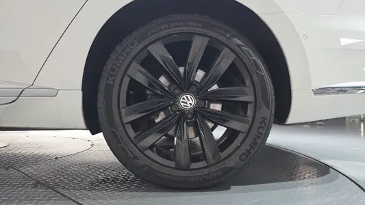 Volkswagen 아테온 2.0 TDI 2019 21