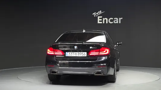 BMW 5 Series (G30) 520d M 2017 4