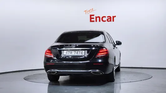 Mercedes-Benz E-Class W213 E200 2017 4