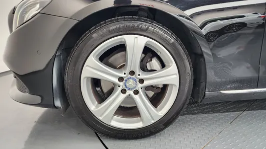 Mercedes-Benz E-Class W213 E200 2017 5