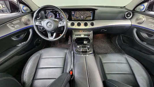 Mercedes-Benz E-Class W213 E200 2017 7
