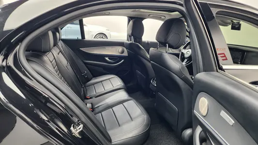 Mercedes-Benz E-Class W213 E200 2017 11