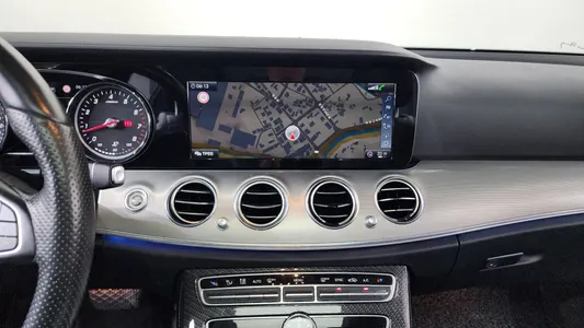 Mercedes-Benz E-Class W213 E200 2017 12