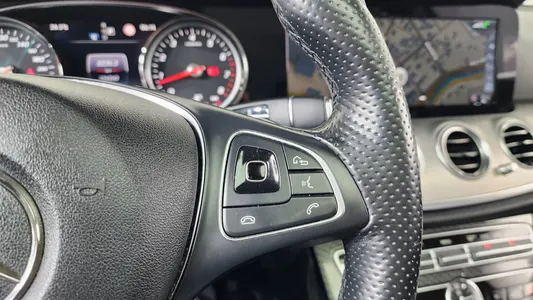 Mercedes-Benz E-Class W213 E200 2017 15