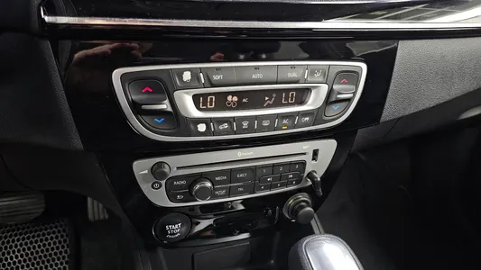 Renault Korea SM3 LE 2016 30