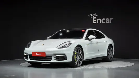 Porsche (971) 2.9 AWD E- 2019