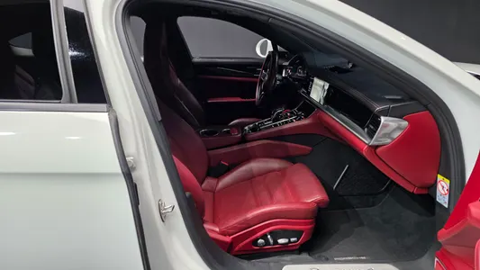 Porsche (971) 2.9 AWD E- 2019 11
