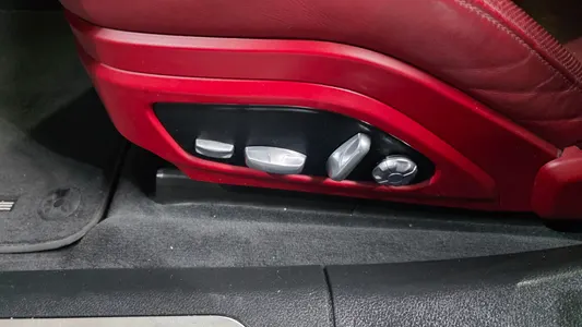 Porsche (971) 2.9 AWD E- 2019 31