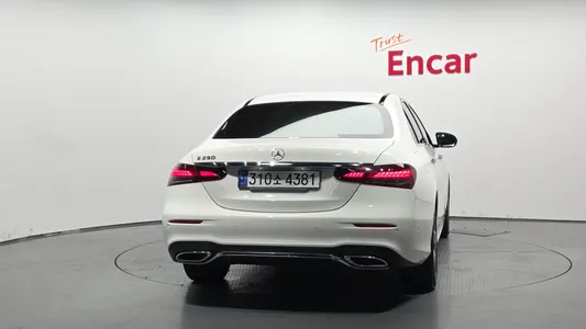 Mercedes-Benz E-Class W213 E250 AMG Line 2023 4