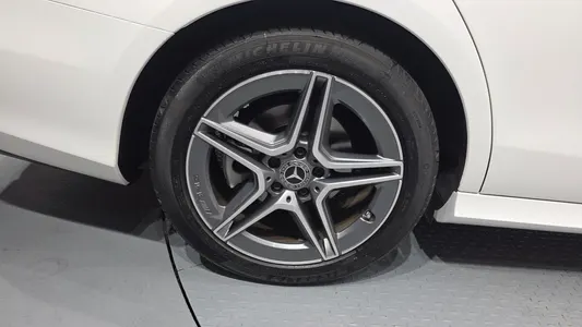 Mercedes-Benz E-Class W213 E250 AMG Line 2023 5