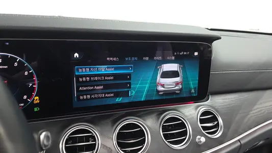 Mercedes-Benz E-Class W213 E250 AMG Line 2023 15