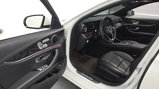 Mercedes-Benz E-Class W213 E250 AMG Line 2023 10