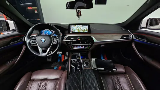 BMW 5 Series (G30) 520d xDrive M 2017 6