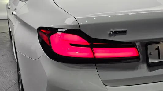 BMW 5 Series (G30) 520d xDrive M 2017 23