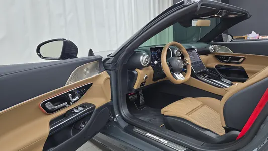 Mercedes-Benz SL-Class R232 AMG SL63 4MATIC+ 2024 10