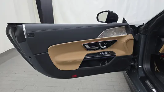 Mercedes-Benz SL-Class R232 AMG SL63 4MATIC+ 2024 24