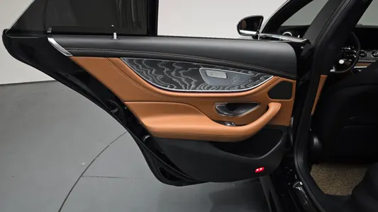 Mercedes-Benz AMG GT 4 43 4MATIC+ 2023 25