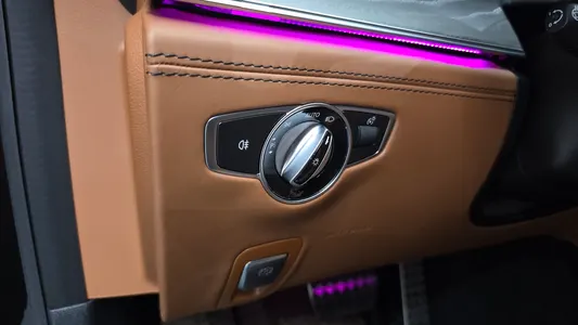 Mercedes-Benz AMG GT 4 43 4MATIC+ 2023 28