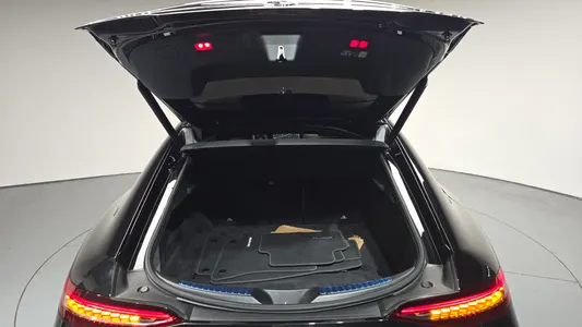 Mercedes-Benz AMG GT 4 43 4MATIC+ 2023 30