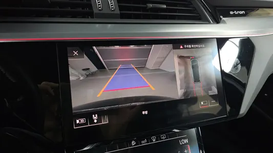 Audi e- 55 2020 14