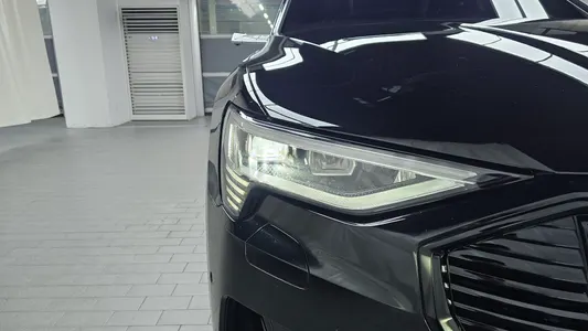 Audi e- 55 2020 22