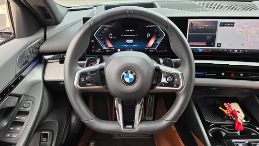 BMW 5 Series (G60) 530i xDrive M 2024 12