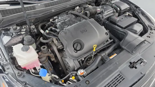 Kia K7 VG270 2010 6