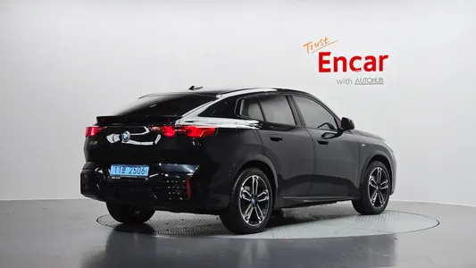 BMW iX2 (U10) eDrive 20 M 2024