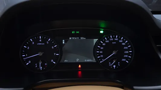 Kia K9 2 3.8 GDI AWD 2021 8